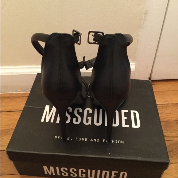 Missguided - Picture 2 of 4